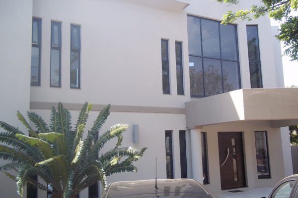 aluminum windows Aluminum doors