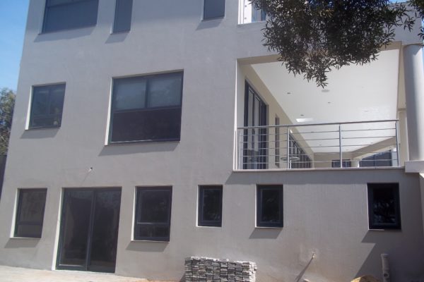 aluminum windows Aluminum doors
