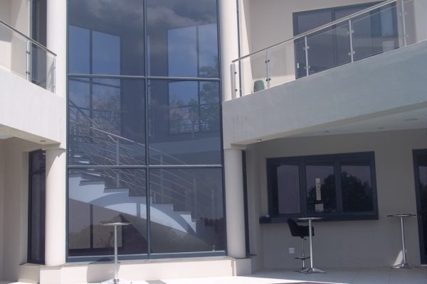 aluminum windows Aluminum doors