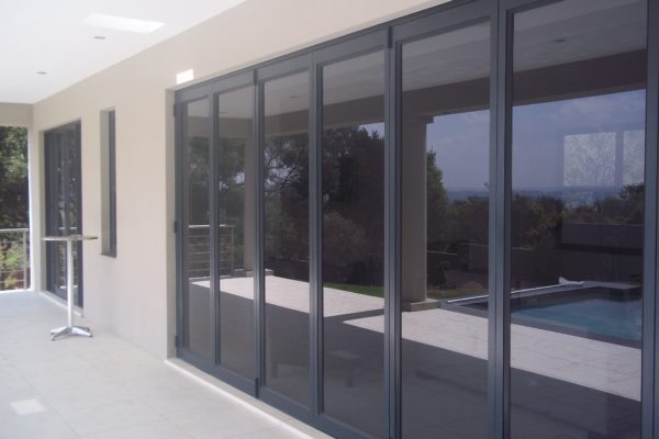 aluminum windows Aluminum doors