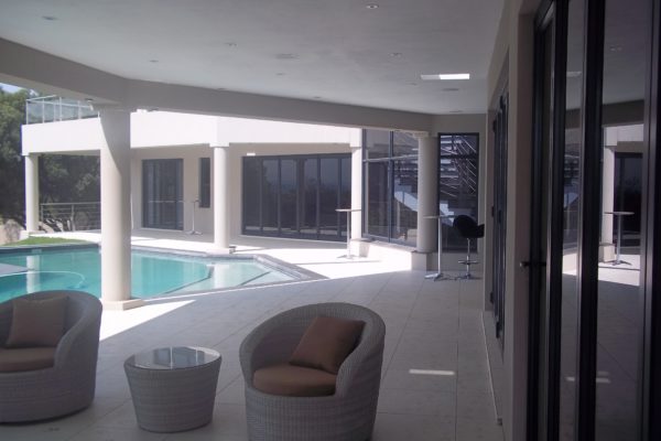 aluminum windows Aluminum doors