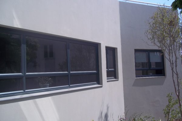 aluminum windows Aluminum doors