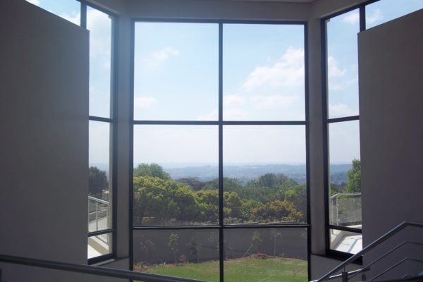 aluminum windows Aluminum doors