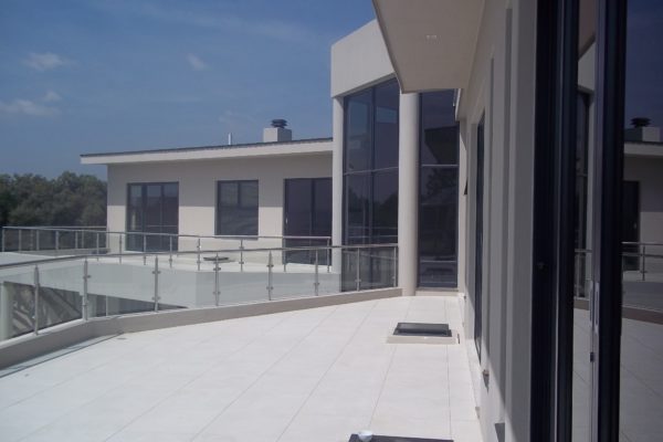 aluminum windows Aluminum doors