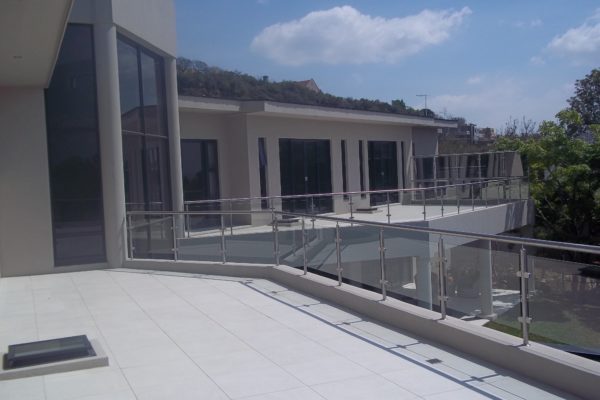 aluminum windows Aluminum doors