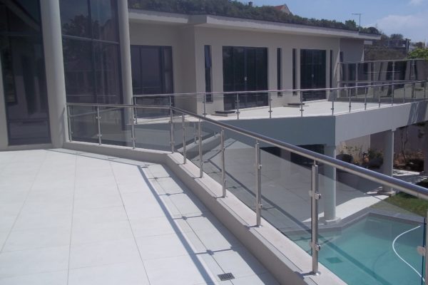 aluminum windows Aluminum doors