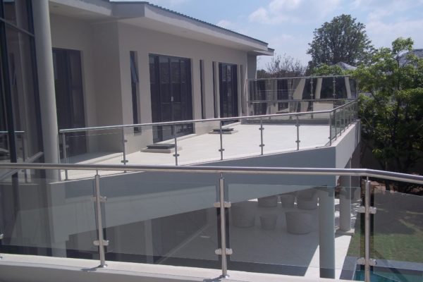 aluminum windows Aluminum doors