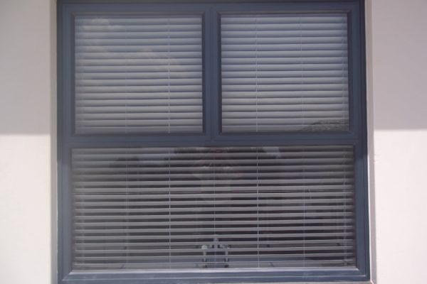 aluminum windows Aluminum doors