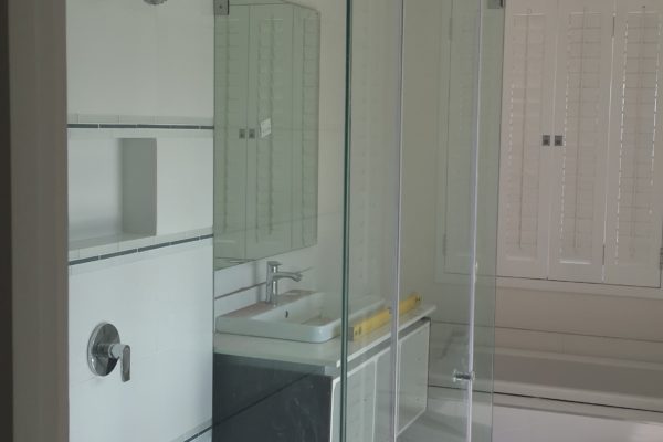 frameless showers