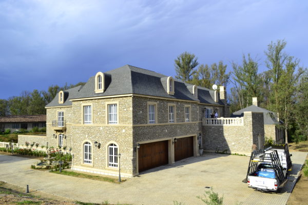 aluminum windows Aluminum doors