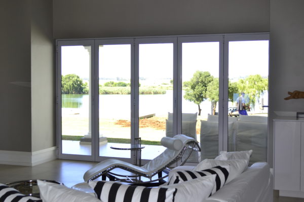aluminum windows Aluminum doors