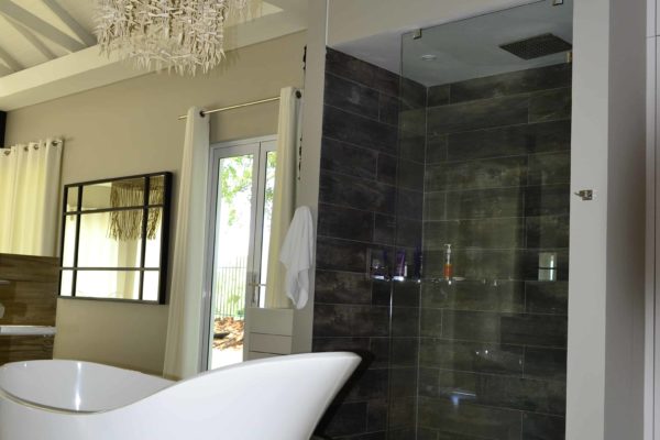 aluminum windows Aluminum doors