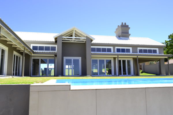 aluminum windows Aluminum doors