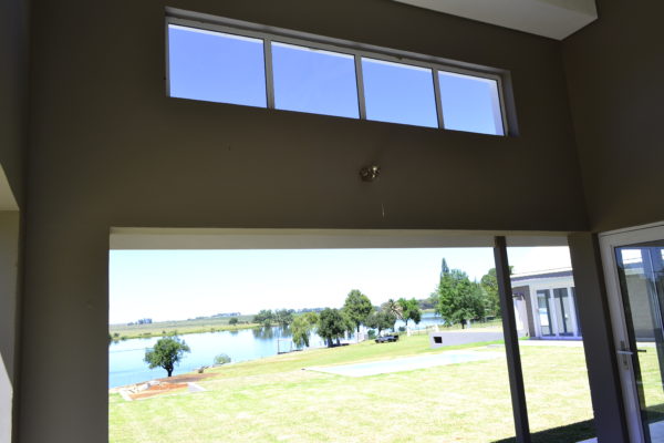 aluminum windows Aluminum doors