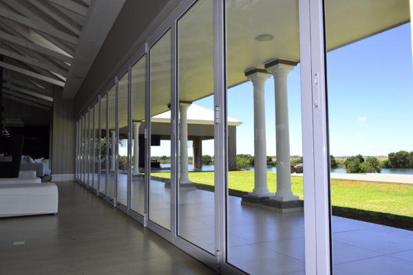 aluminum windows Aluminum doors