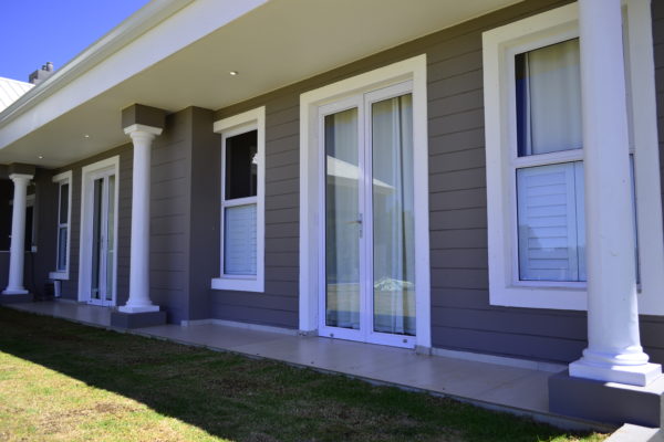 aluminum windows Aluminum doors