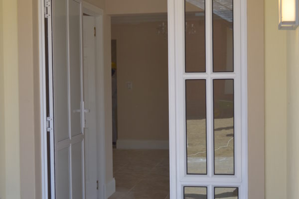 aluminum windows Aluminum doors