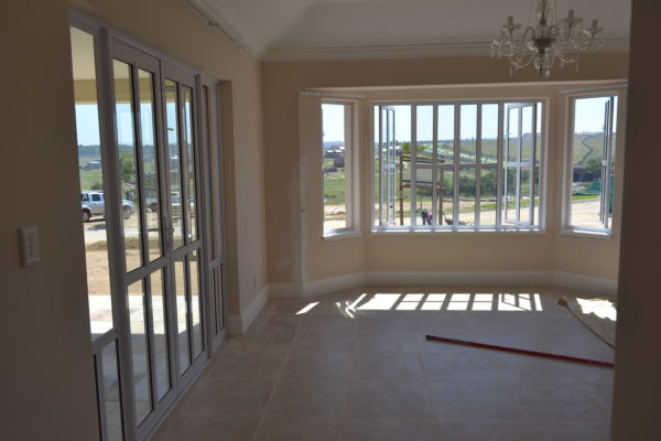 aluminum windows Aluminum doors