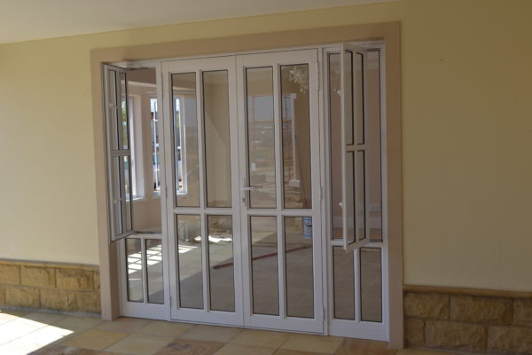 aluminum windows Aluminum doors