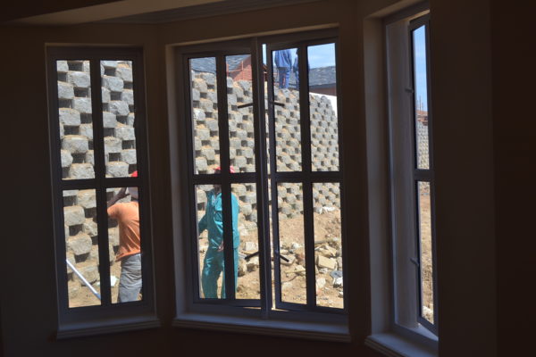 aluminum windows Aluminum doors