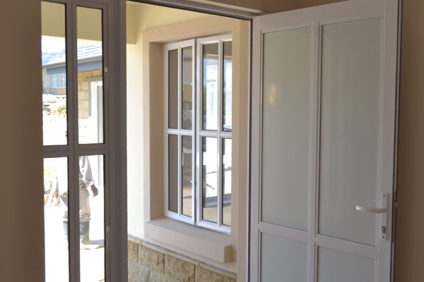 aluminum windows Aluminum doors