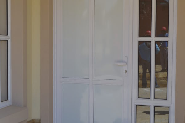 aluminum windows Aluminum doors