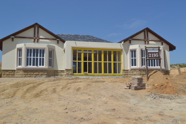 aluminum windows Aluminum doors
