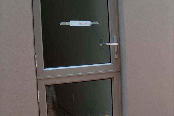 aluminum windows Aluminum doors