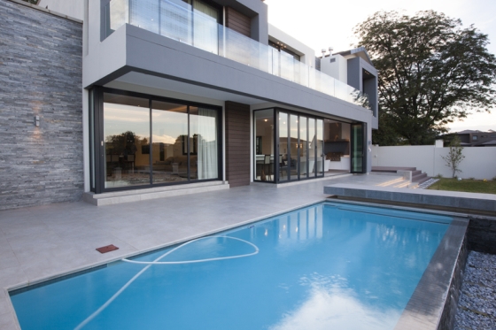 aluminum windows Aluminum doors