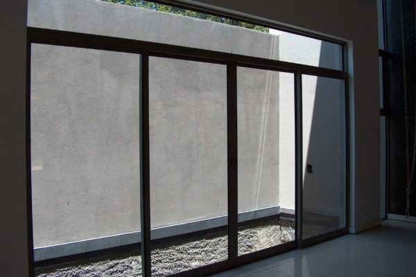aluminum windows Aluminum doors