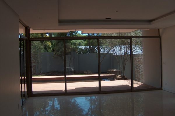 aluminum windows Aluminum doors