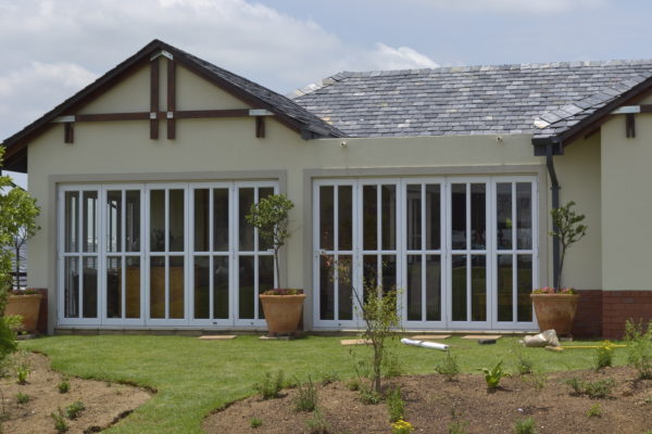 aluminum windows Aluminum doors