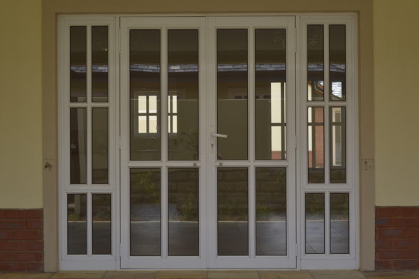 aluminum windows Aluminum doors