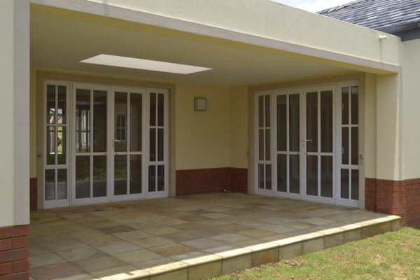 aluminum windows Aluminum doors