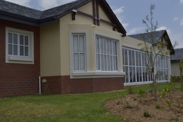 aluminum windows Aluminum doors
