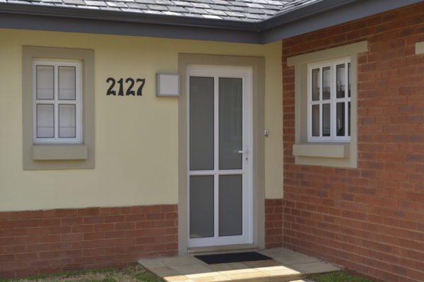 aluminum windows Aluminum doors