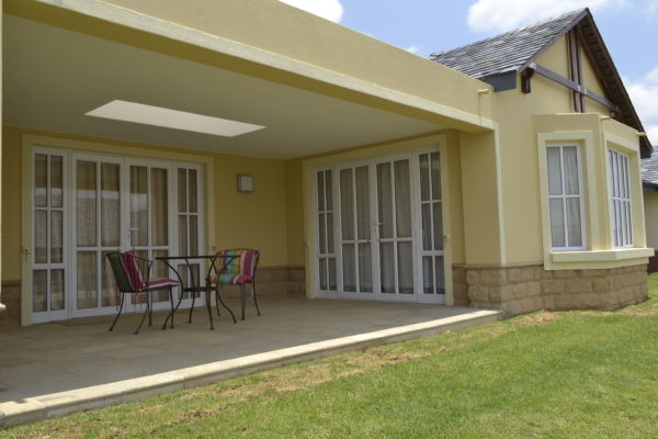 aluminum windows Aluminum doors