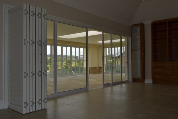 aluminum windows Aluminum doors