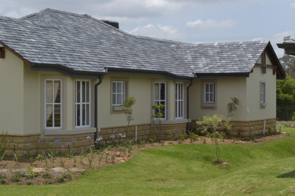 aluminum windows Aluminum doors