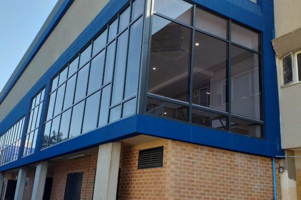 aluminum windows Aluminum doors