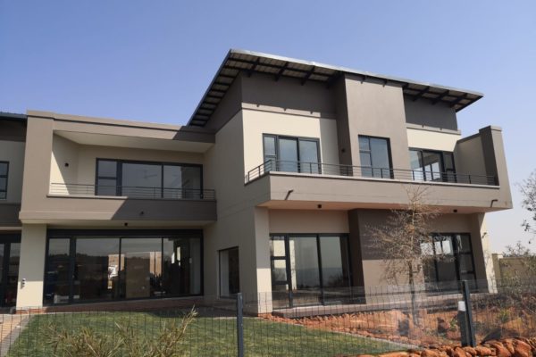 Eye-of-Africa-Estate-12